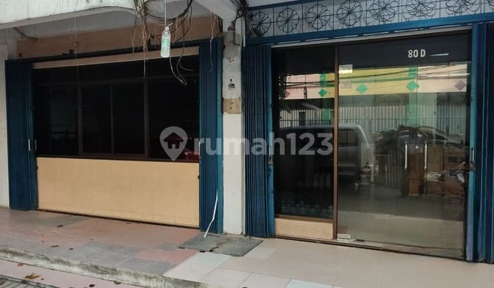 For Rent, Strategic Twin Shophouse, Affordable and Nice in Kemayoran, Central Jakarta.