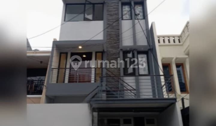 Jual Cepat Rumah Brandnew Baru Bangun. Bagus. Strategis Aman dan Murah di Sunter Bisma Jakut