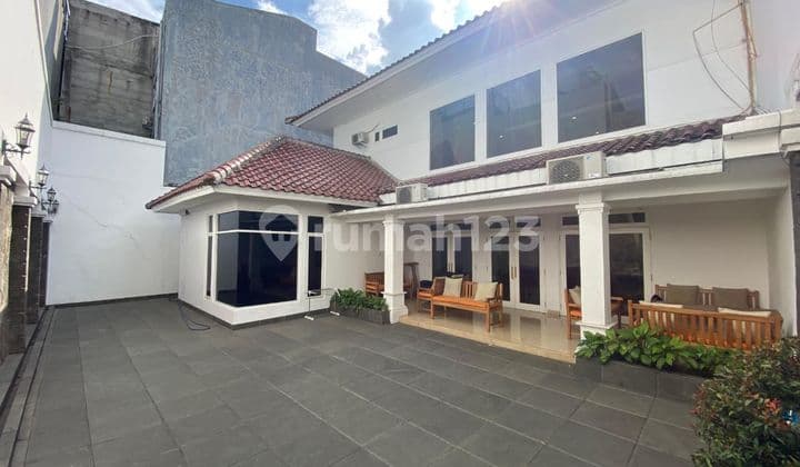 Rumah Mewah Fully Furnished
