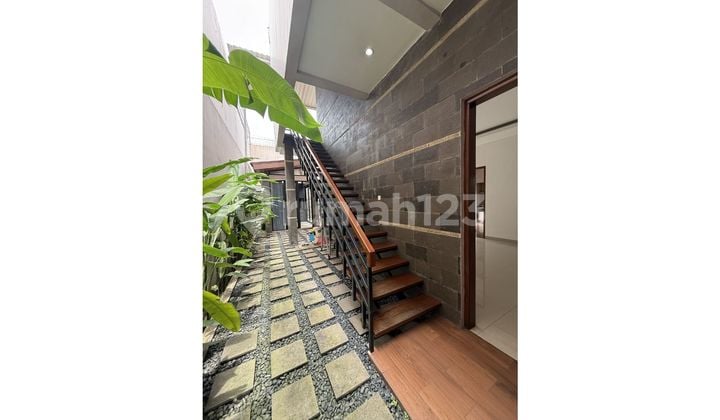 For Rent - Luxury Villa House With Private Pool In Menteng Residences