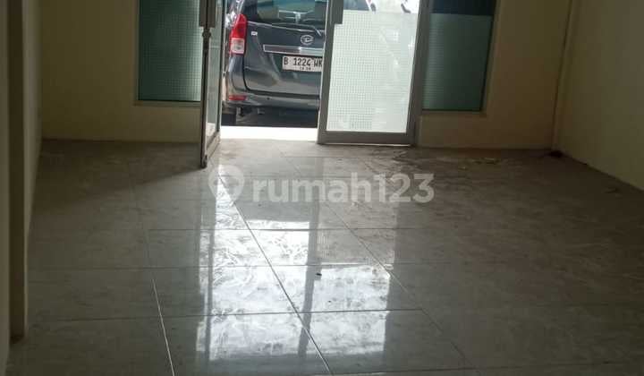 Disewakan Ruko Bintaro Sektor 3 Strategis Dekat Tol & Stasiun