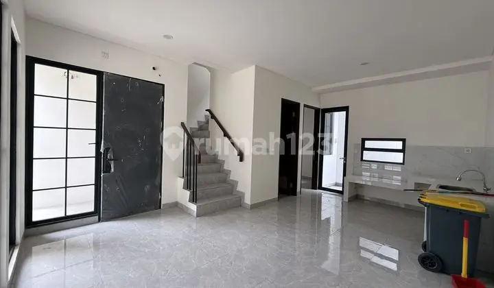 Citra Garden Bintaro Rental House 3 Rooms Station Toll Access