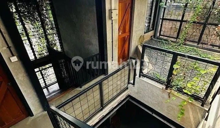 Rumah Hook Emerald View Bintaro Jaya LT 289 Siap Huni