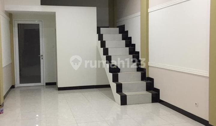 FOR RENT 2-Story Strategic Shop House in Bintaro Near Global Jaya and Emerald
