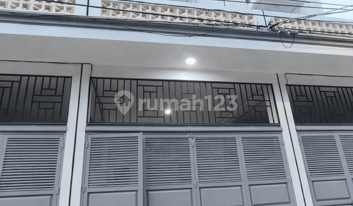 Quick Sale New House / Shop House in Taman Ratu