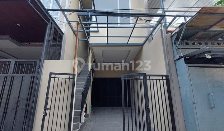 Quick Sale House in Taman Ratu, West Jakarta Area