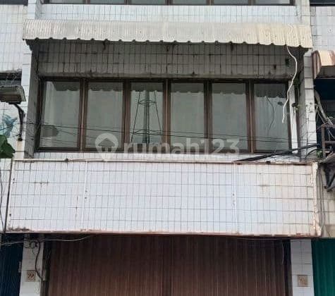 Ruko 3 Lantai Di Komplek Pertokoan Jurnatan, Jl. Residences Pertokoan Jurnatan