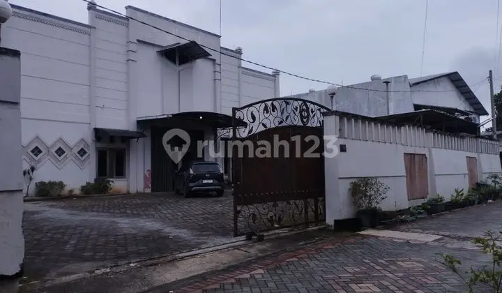 Commercial Space + Warehouse for Sale in Dolog Lor Raya Area, Semarang