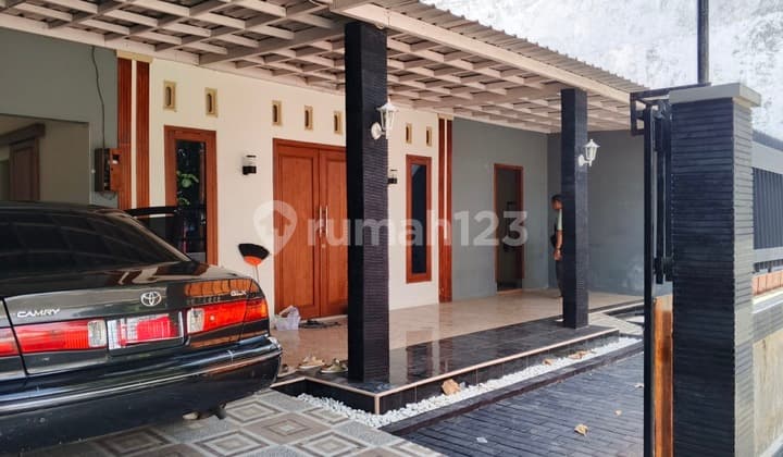 Disewakan Rumah Murah Dekat Siap Huni di Semarang Barat