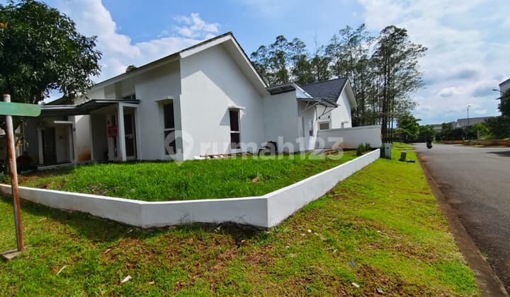 Disewakan Murah Rumah di Forest Hill Siap Huni