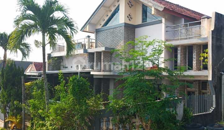 Dijual Rumah Bebas Banjir 2 Lantai di Daerah Tembalang Semarang