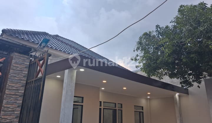 For Sale New Aesthetic House in Halmahera Cheap