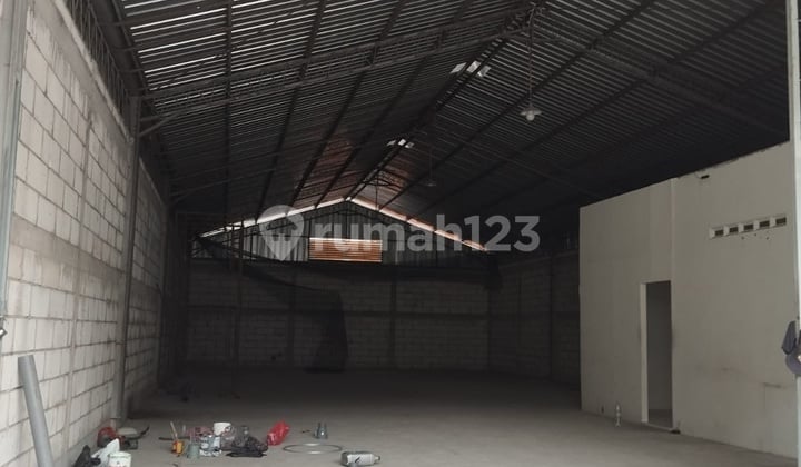 Disewakan Gudang di Semarang Barat Siap Operasional Murah