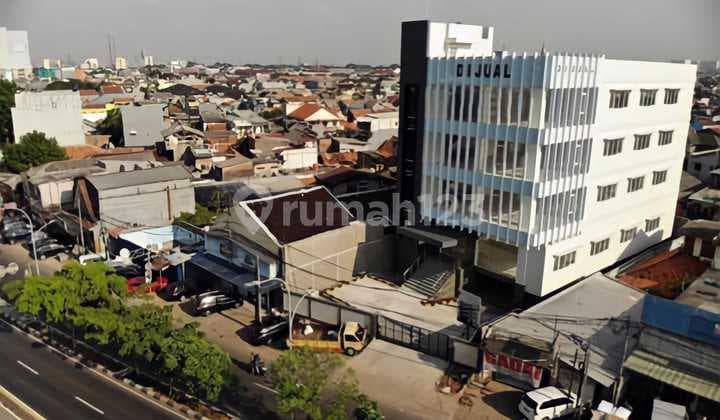 39.5m Brand New Office Building Jaktim Private Lift -yg-