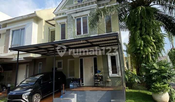 1.4M House Malibu Village Northwest Corner Service Area