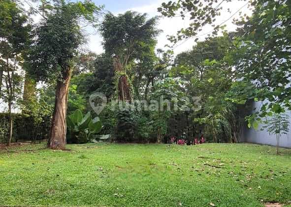 15M The Green Plot 210M² Corner South-West-North Garden