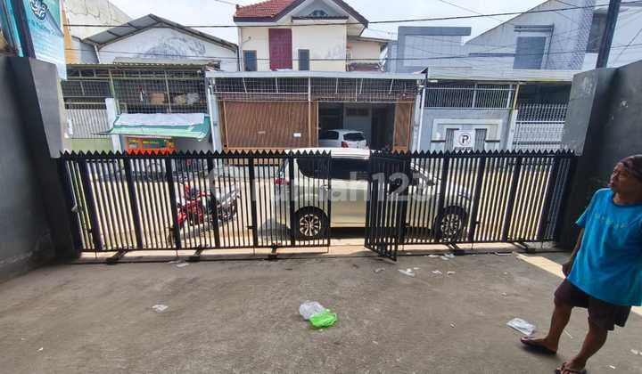 Ruko for Rent, Prime 24-Hour Busy Location