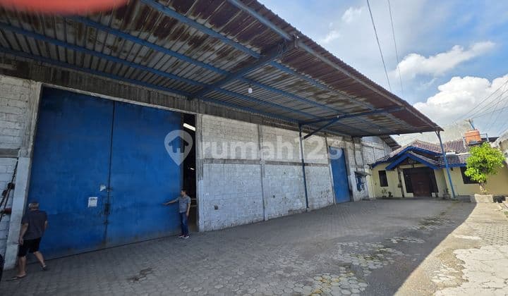 For Rent Spacious Warehouse In Plumbon Factory Complex