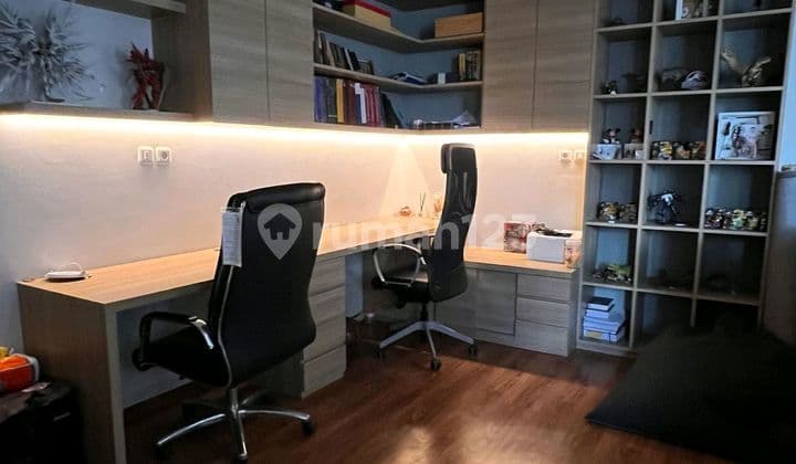 RUMAH FULL FURNISHED SIAP HUNI di TAMAN HOLIS INDAH, BANDUNG