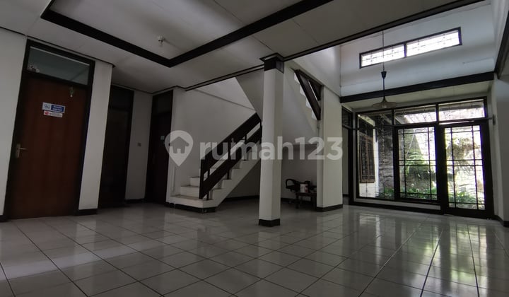 Rumah Murah Siap Huni 2 Lantai di Sukajadi, Bandung