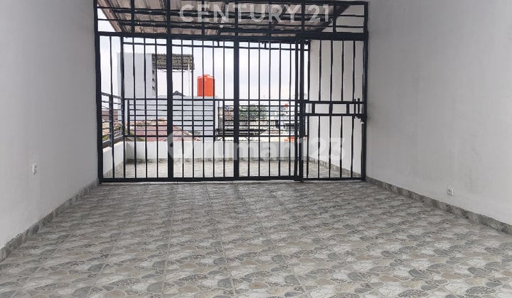 Rumah Sayap Pagarsih 3 Lantai Bagus Siap Huni