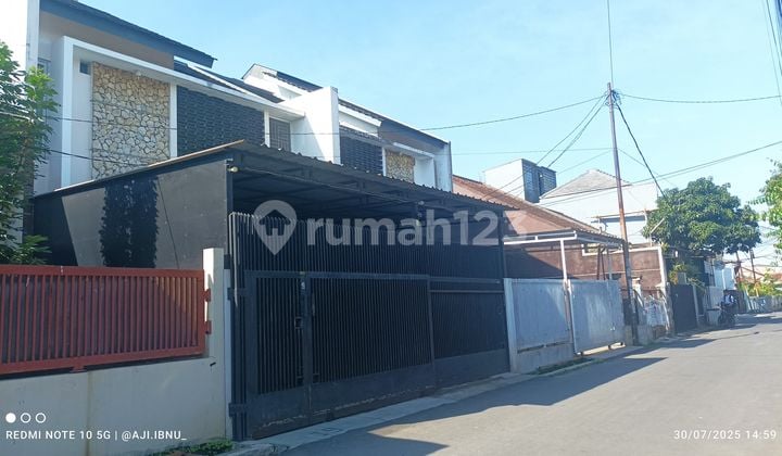 Dijual Rumah Minimalis Dua Lantai, Lokasi Bagus,strategis, Margahayu Raya Metro Rumah Bagus SHM di Metro Indah Mall, Kawasan Niaga Mtc, Jl. Soekarno Hatta 590, Sekejati, Buahbatu, Kota Bandung, Jawa Barat, Indonesia, 40286, Margahayu