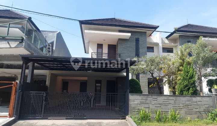 Jual atau Sewa Rumah Modern Exclusif di Cluster Grand Sharon
