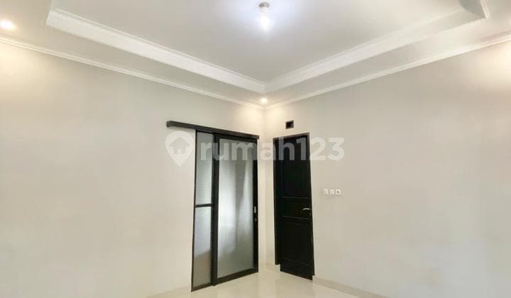 Murah Rumah Mewah Modern di Cluster Ciwastra Dekat Summarecon