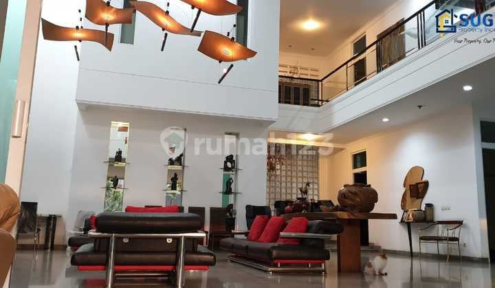 Luxury House with Spacious Yard in Premium Dago Wing Location