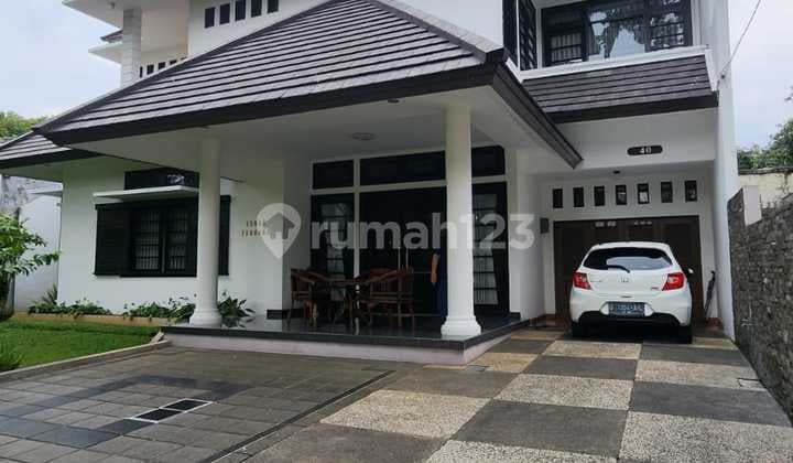 Jual Cepat Rumah Mewah Lokasi Premium Dekat Gedung Sate Bandung