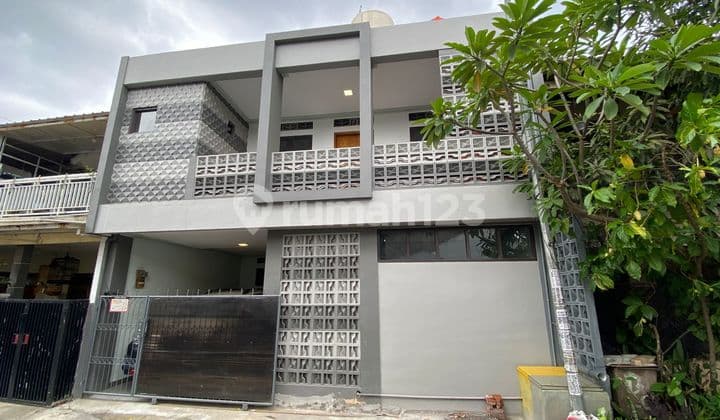 Jual Rumah Bagus 2 Lt Lingkungan Nyaman Strategis Di Margahayu