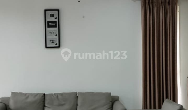Rumah 2 Lantai Dijual di Resident One Bsd, di Lingkungan Nyaman