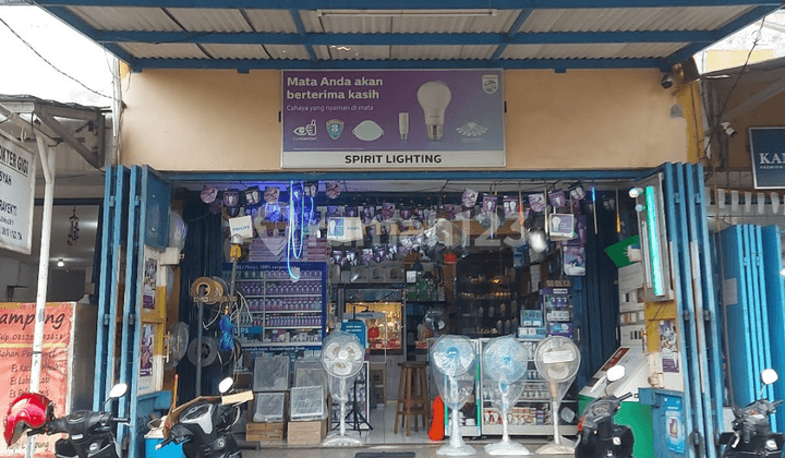 FOR SALE 3-STORY STRATEGICALLY LOCATED SHOPHOUSE IN PAMULANG PERMAI