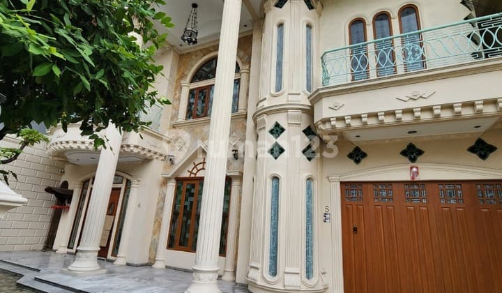 Dijual Rumah 2 Lantai Kosongan Siap Huni di Taman Ratu Duri Kepa