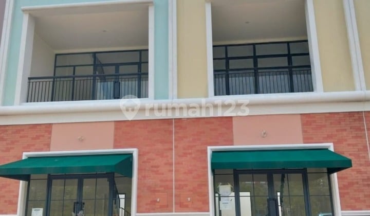 For Rent 3-Story Shop House in Citra Garden Bintaro Suitable for Business