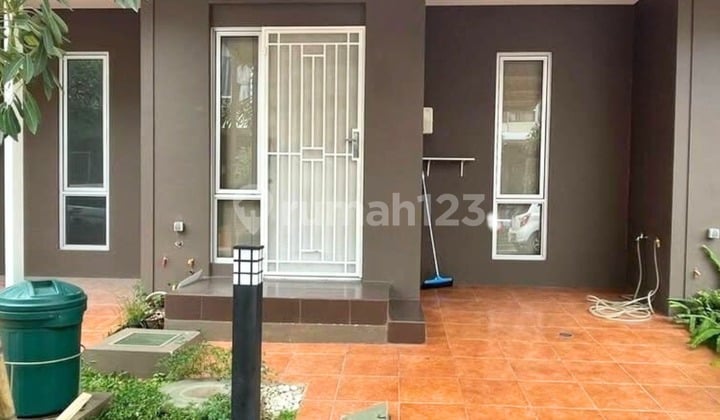 Rumah Kosongan Siap Huni Dekat Pusat Perbelanjaan Gading Serpong