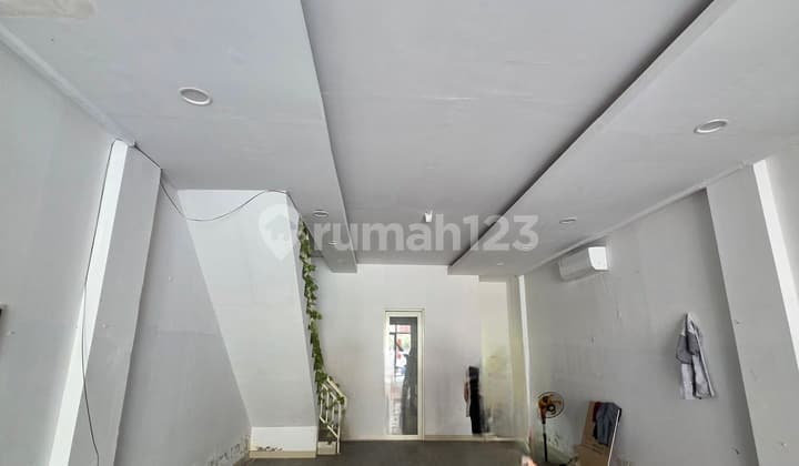 Disewa Ruko Crown Golf Pik, 5X15, 4 Lantai Rapi Ada 6 AC