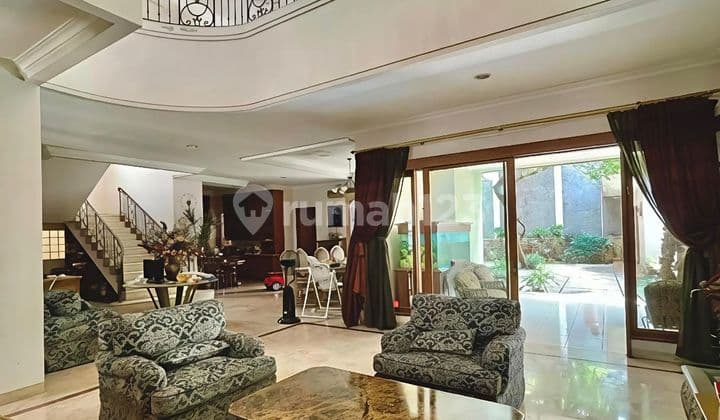 Rumah Pondok Indah Modern Classic Hoek, Premium Location Elite