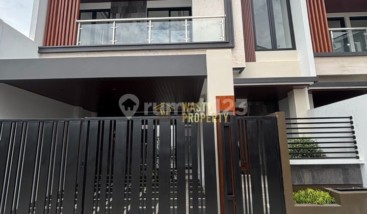 Dijual Rumah Mewah 2 Lantai Dekat Hotel Hyatt Jogja