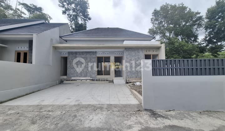 Rumah Murah, Siap Huni, Dekat Puskesmas Ngemplak