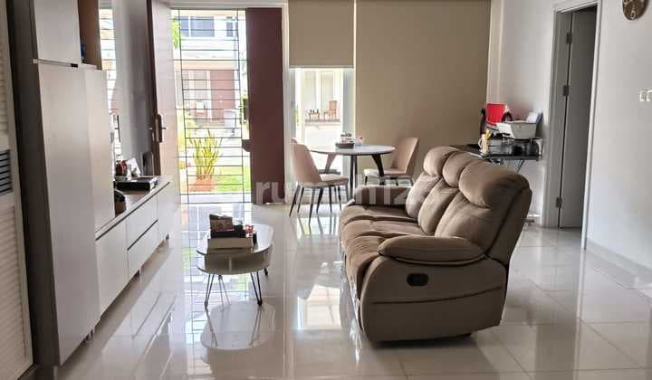 Semi Furnished 4 Bedroom House at Riviera Metland