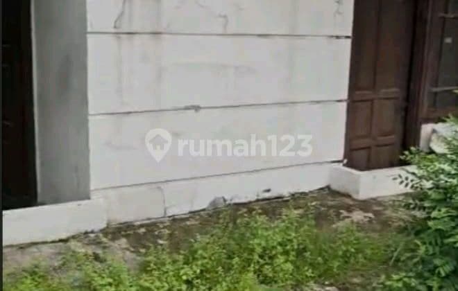 Lahan Plus Bangunan Tua 119m2, Murah, Strategis, Row 3, Bebas Banjir Jarang Ada, Dekat Sekolah, Dekat Rumah Sakit, Dekat Tempat Ibadah, Dekat Transportasi Umum, Dekat Pusat Perbelanjaan Di Kelapa Gading, Jakarta Utara