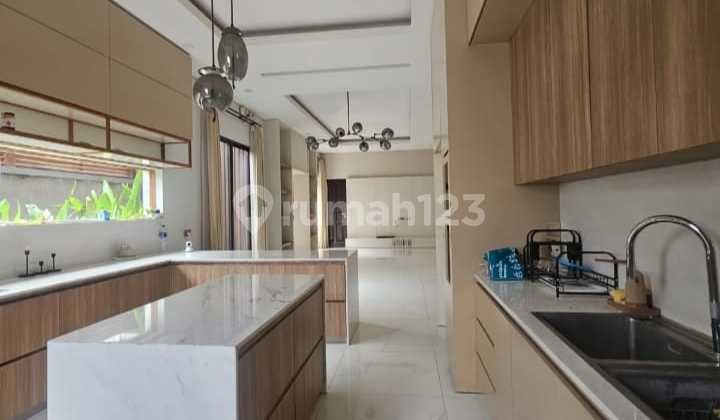 2-Story House 3Kt Mahendradatta South Denpasar Bali