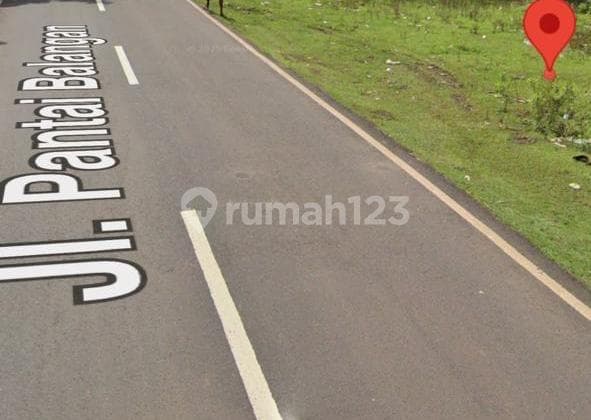 Tanah Pinggir Jalan Utama Jalan Pantai Balangan Jimbaran, Bali