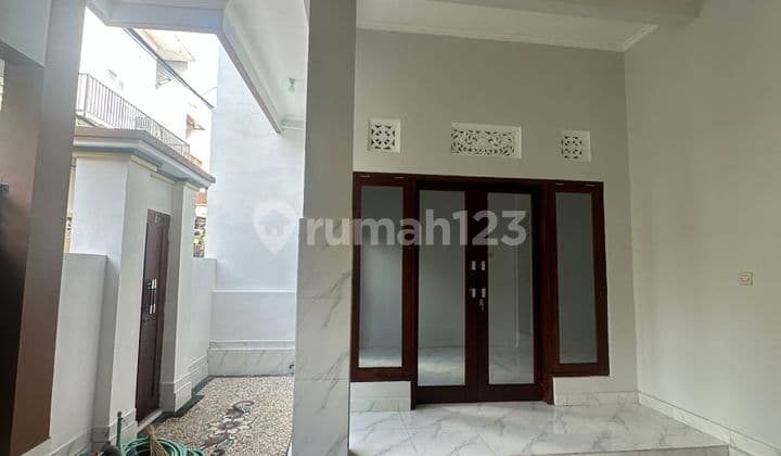 Rumah Baru 2Lantai Pakis Aji Denpasar Timur