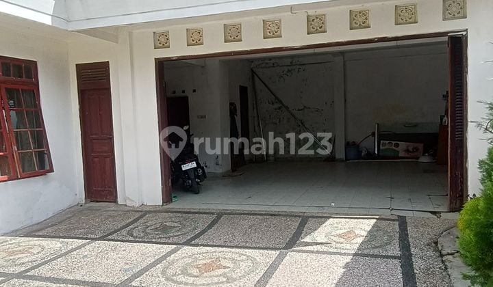2-Story House in Sidakarya, South Denpasar, Near Public Facilities