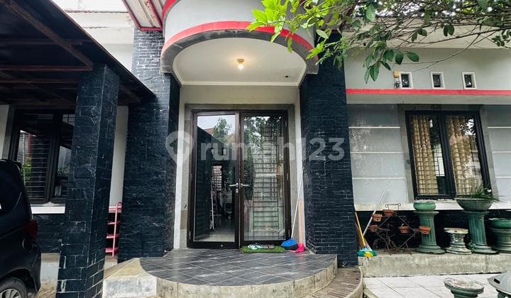 Rumah Dijual di Cluster Belanda Telaga Golf