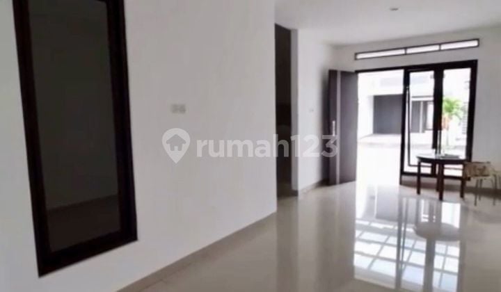Disewakan Rumah Siap Huni 2 Lantai Di Batununggal Bandung