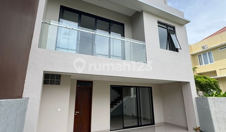 Dijual Rumah Minimalist Modern di Kawasan Dago Bandung