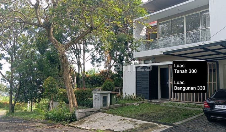 Rumah / Villa Hook Dengan View Yg Bagus Di Dago Bandung